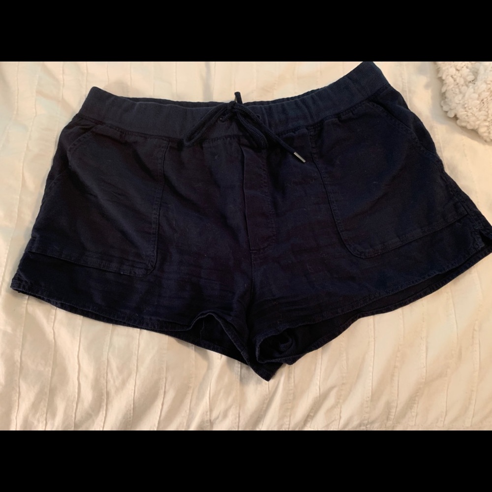 Aritzia shorts